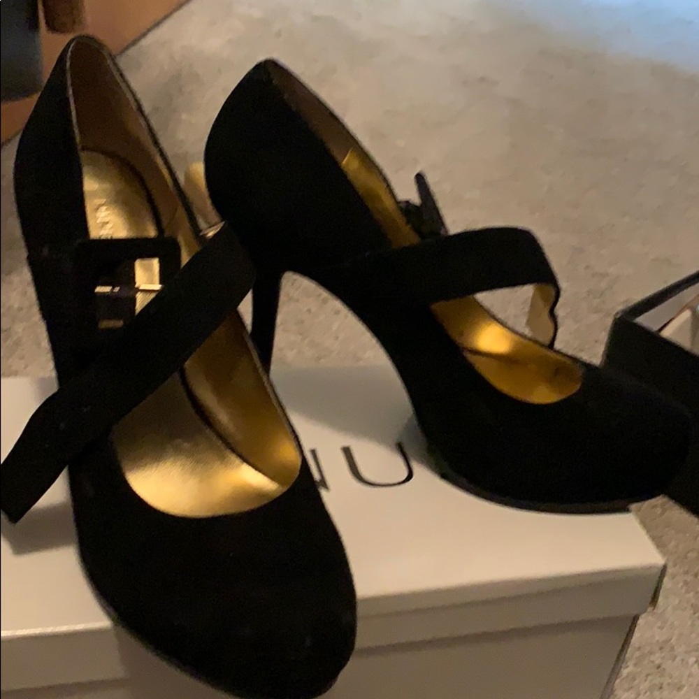 Black velvet heels